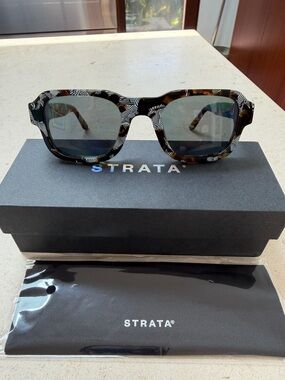 NEW! Unique Tortoiseshell Sunglasses with Black Lenses